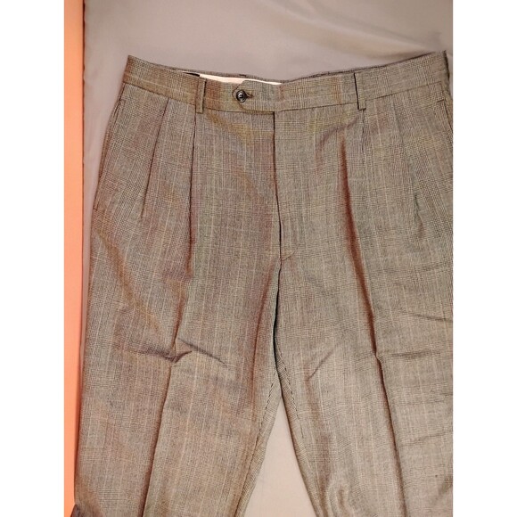 Men's Jos. A Bank Dress Pants Gray 37R - Picture 4 of 7